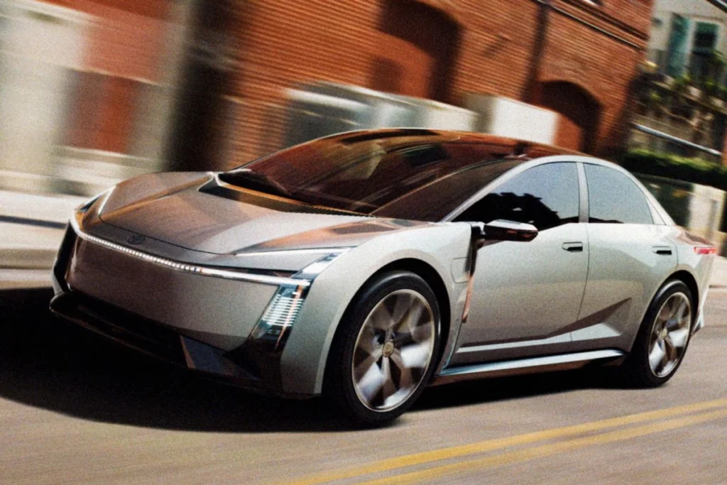 Het gestroomlijnde profiel en futuristische design van het Corolla-concept