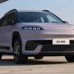 Hyundai EO Elektrische SUV Vooraanzicht met Kenmerkende Vier-Punt LED-Koplampen