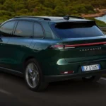 Leapmotor C10 AWD Achterontwerp - LED-lichtbalk en Prestatie-styling