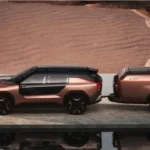 Mitsubishi Elevance Concept Zijprofiel Trekkend Camping Aanhanger