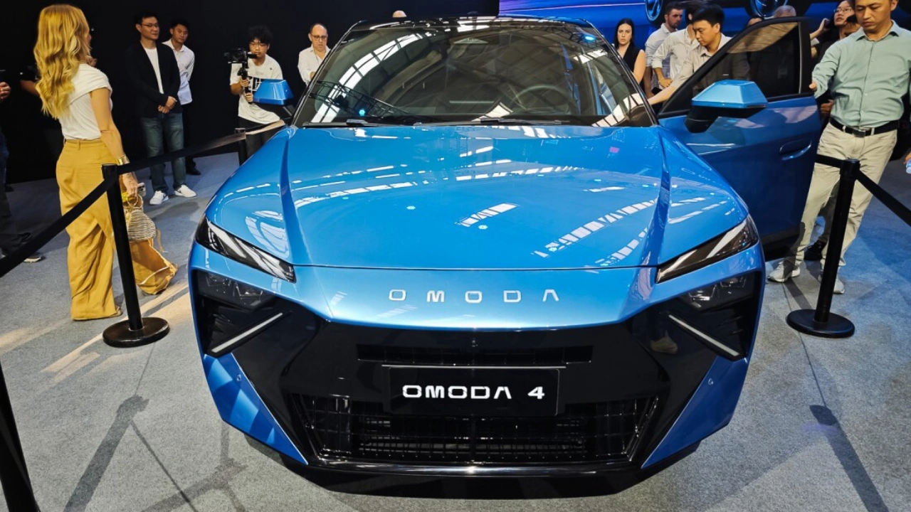 Omoda 4 Frontaal Vooraanzicht