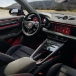 Porsche Macan GTS Interieur - Karmijn Rood GTS Pakket met Race-Tex