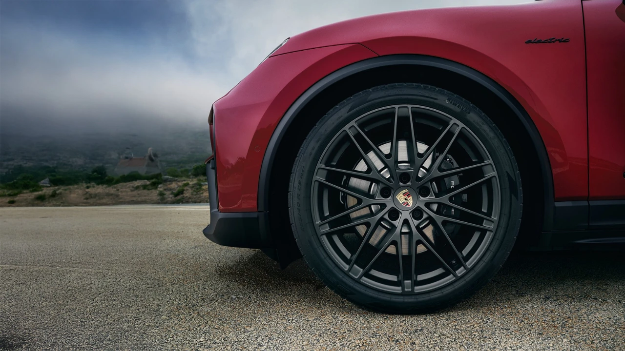Porsche Macan GTS Wiel Detail - 21-Inch Antraciet Design