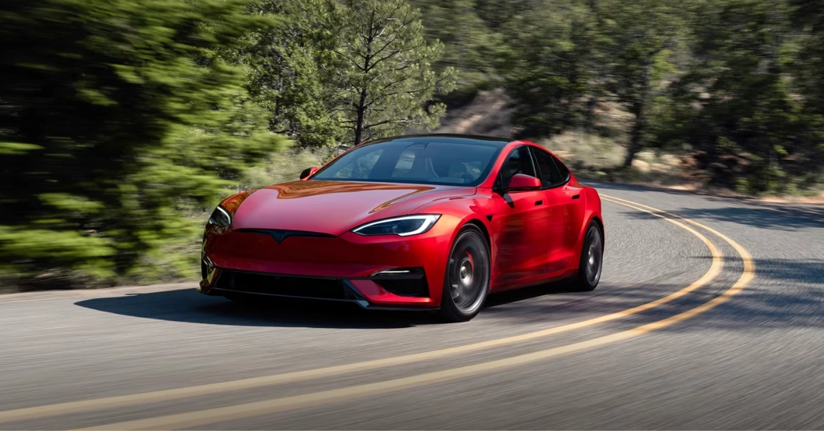 Tesla Model S 2025