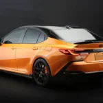 Toyota Camry GT-S Concept Achter Driekwart Aanzicht met Diffuser