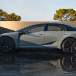 Toyota Corolla Concept 2025 Volledig Zijprofiel Studio Zicht