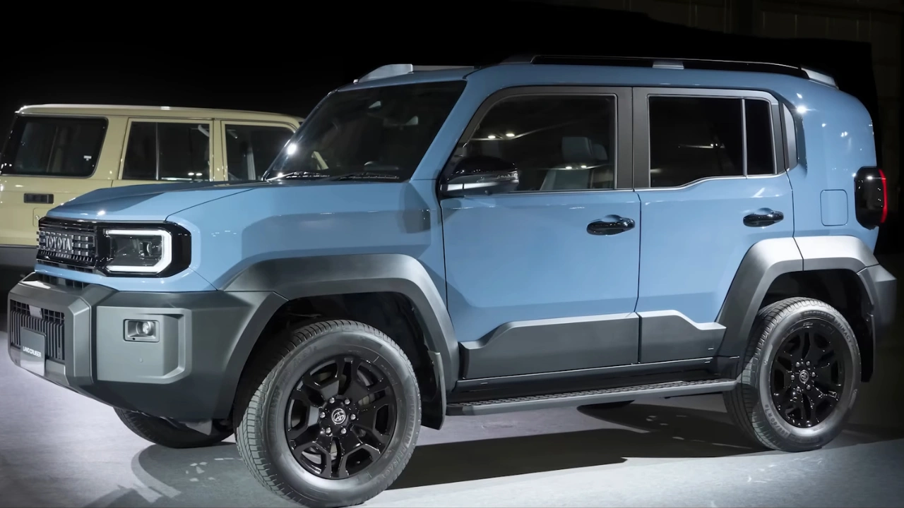 Toyota Land Cruiser FJ Zijaanzicht - Rechthoekige Koplampversie