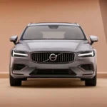 Volvo V60 T8 AWD Performance Edition Vooraanzicht - 455 PK Plug-in Hybride Wagon