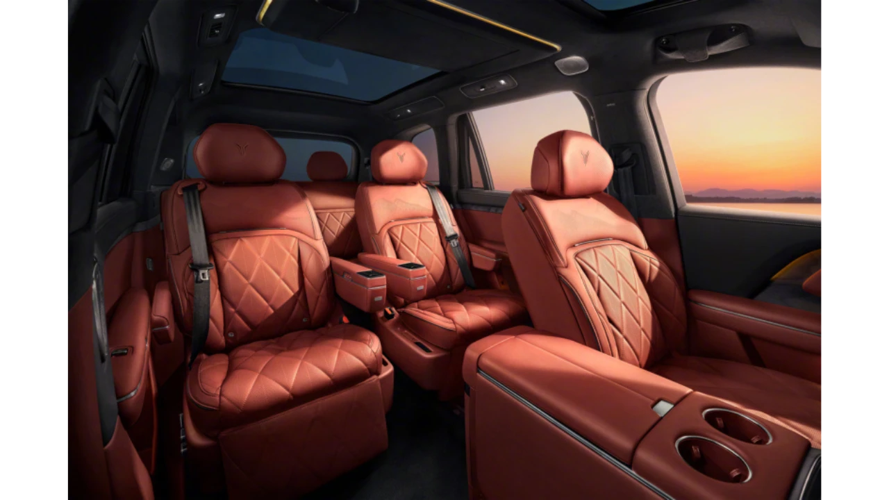 Voyah Taishan Premium Tweede-Rij Kapiteinstoelen met Executive Functies