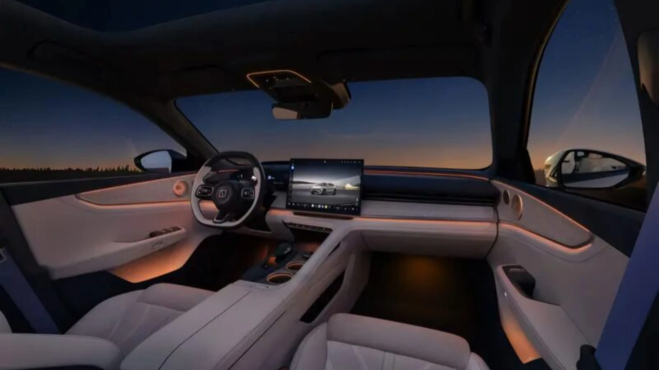 Zeekr 001 Starry Sky Concert Hall Interieur - 16-Inch 3.5K Centraal Controlescherm en Premium Cabine