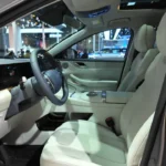 2026 Chery Exeed Exlantix ET5 Premium Interieur met Warm Sun Cream Kleurthema