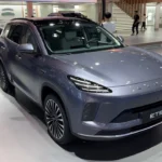 2026 Chery Exeed Exlantix ET5 Showroom Display in Premium Grijs Metallic Afwerking
