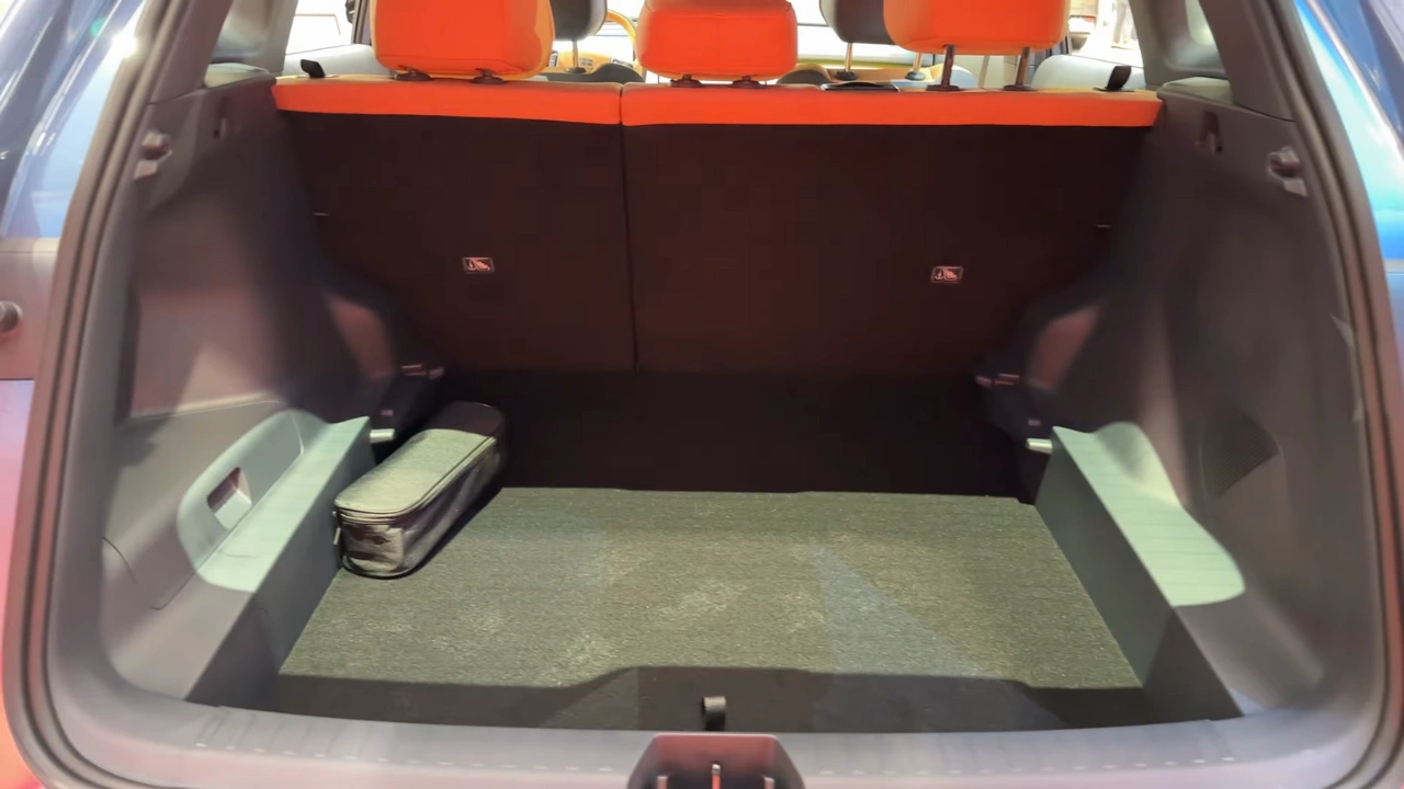 2026 Geely Galaxy Starship 7 EM-i Kofferbak en Laadruimte Interieur