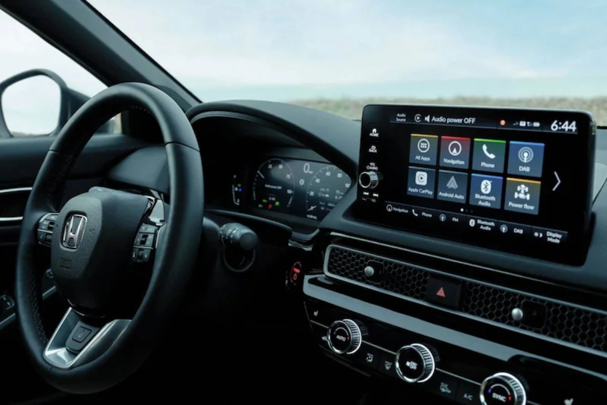 2026 Honda Civic Facelift - Interieur Dashboard met Digitaal Infotainment Systeem