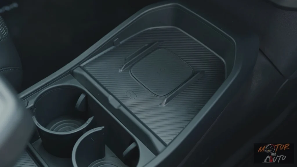 2026 Kia EV4 Draadloze Oplaadpad Detail