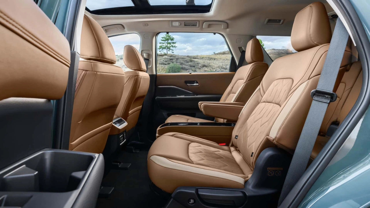 2026 Nissan Pathfinder - Ruime Tweede Rij Captainstoelen