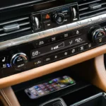 2026 Nissan Pathfinder - Verbeterde Draadloze Oplader en Bediening