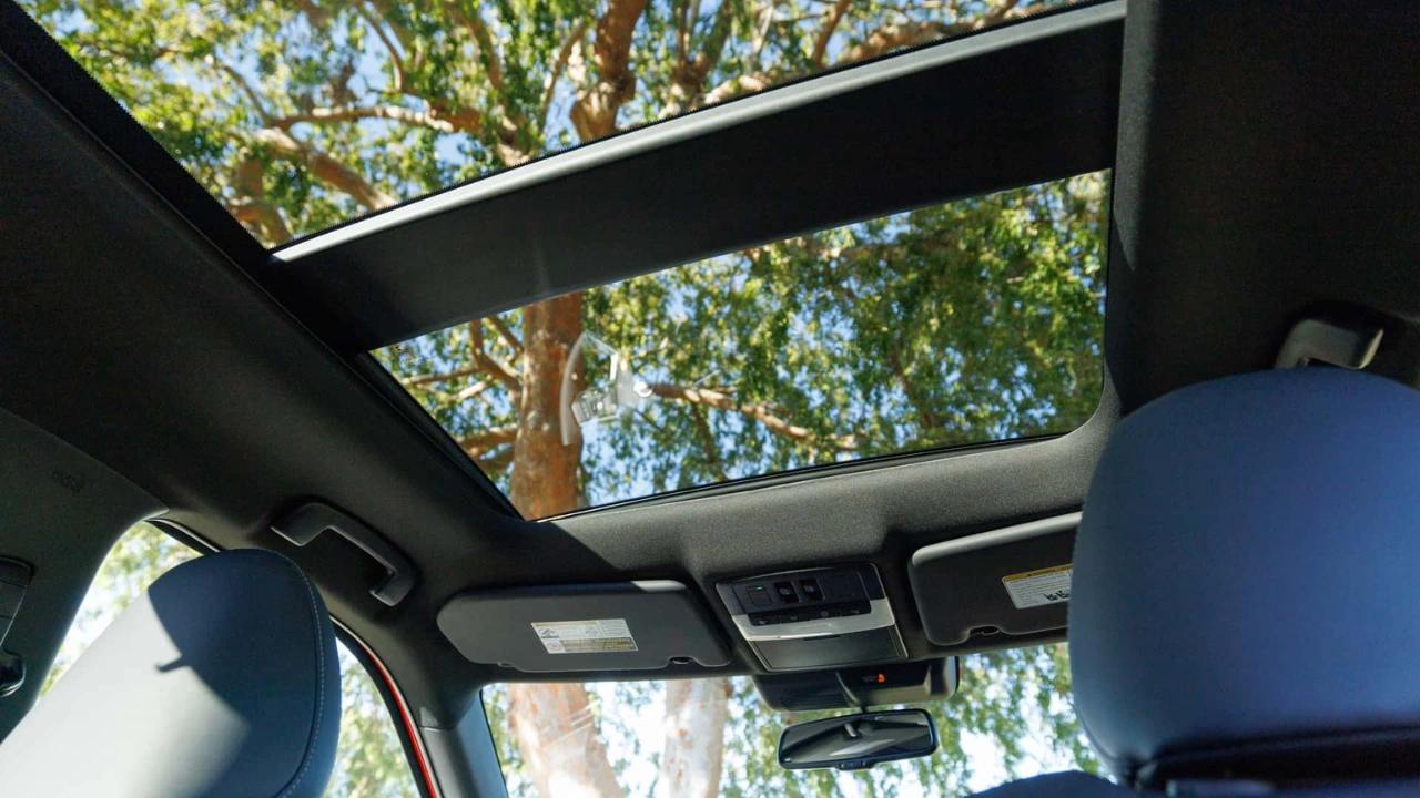 2026 Nissan Rogue PHEV Platinum Panoramisch Schuifdak