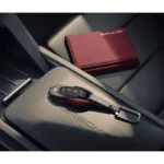 2026 Porsche Cayenne Electric Middenconsole met Sleutel en Sports Car DNA Boek