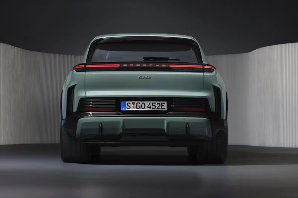 2026 Porsche Cayenne Turbo Electric Achterkant Ontwerp met Actieve Aero Elementen