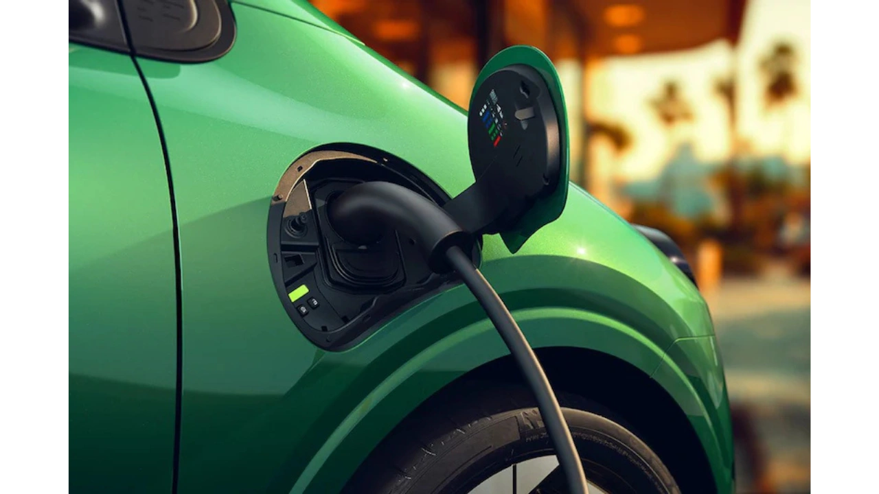 2026 Renault Twingo E-Tech Electric Laadpoort met Kabel