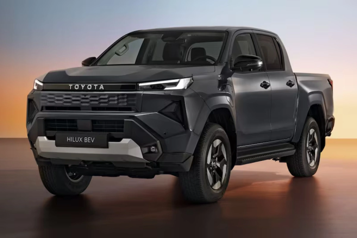 2026 Toyota Hilux BEV Elektrische Pickup Voorkant Driekwart Aanzicht