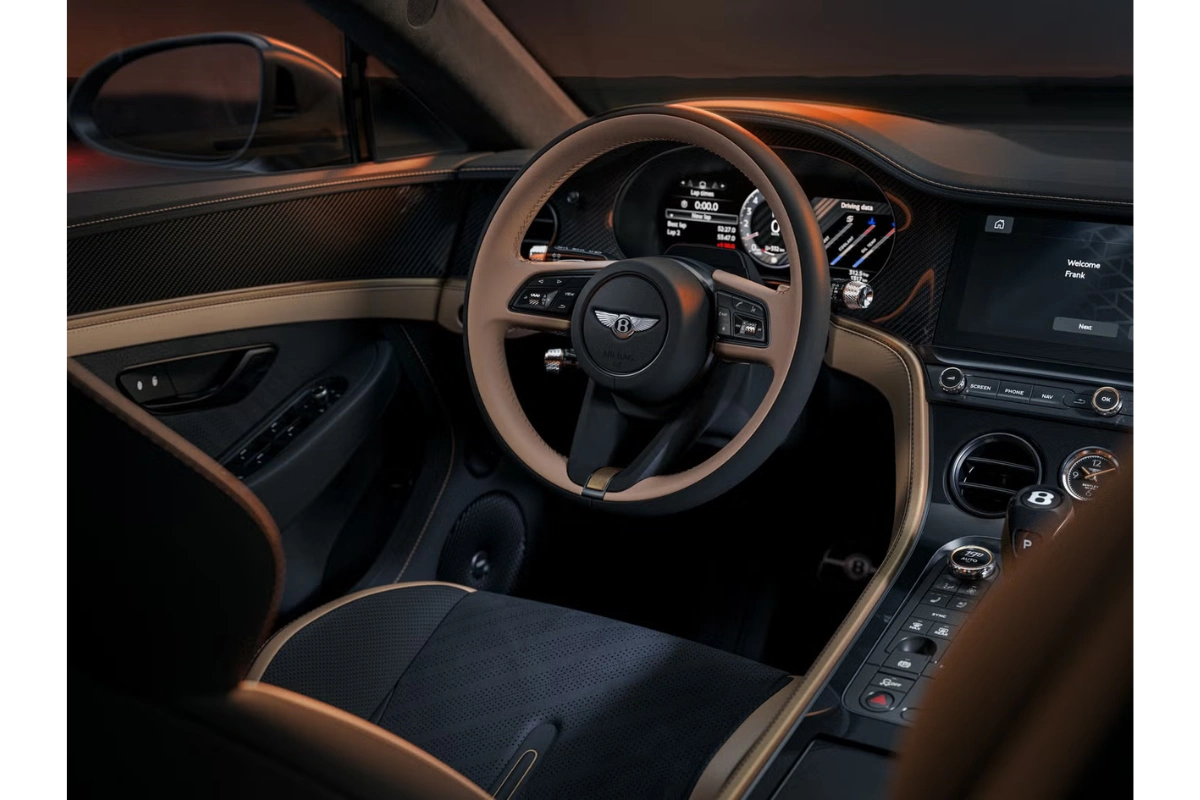 2027 Bentley Continental GT Supersports Interieur Bestuurders Cockpit met Carbon Trim