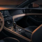 2027 Bentley Continental GT Supersports Interieur Middenconsole met Carbon Fiber Trim Detail