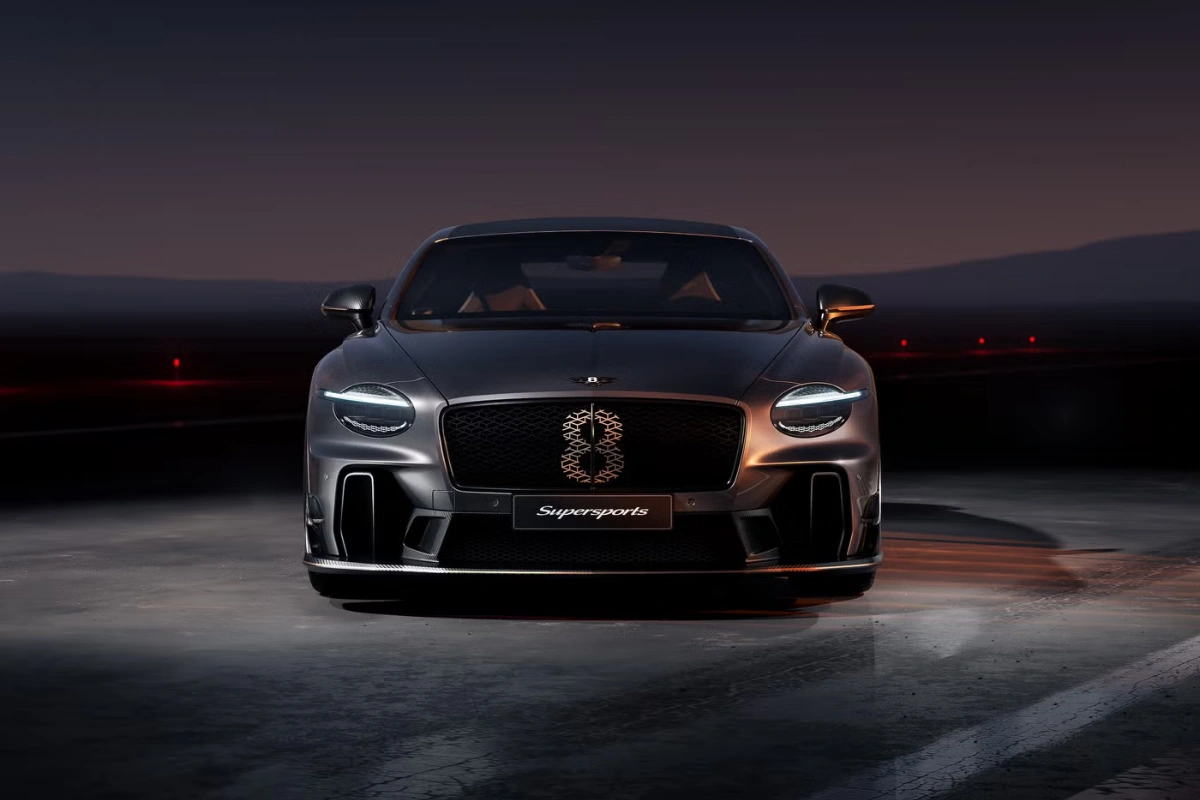 2027 Bentley Continental GT Supersports Volledig Vooraanzicht met Matrix Grille