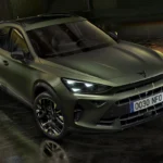 Cupra Terramar VZ Tribe Edition Vooraanzicht Driekwart in Manganese Green Matte