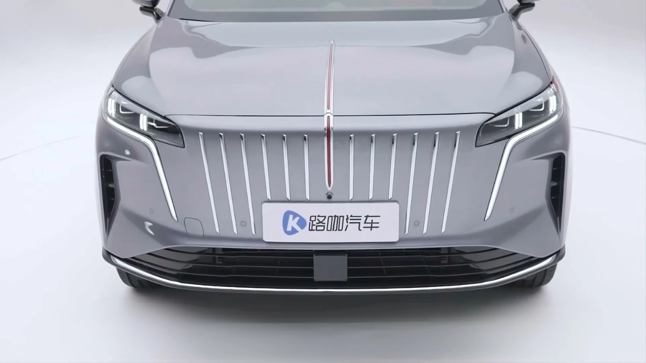 Hongqi HS6 PHEV Frontgevel Directe Weergave met Compleet Grille-Ontwerp