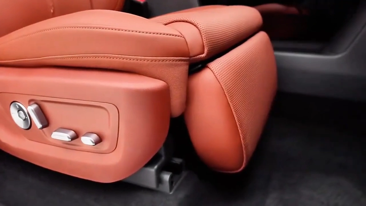 Hongqi HS6 PHEV Voorstoel Elektrische Verstelling Bedieningselementen Detail