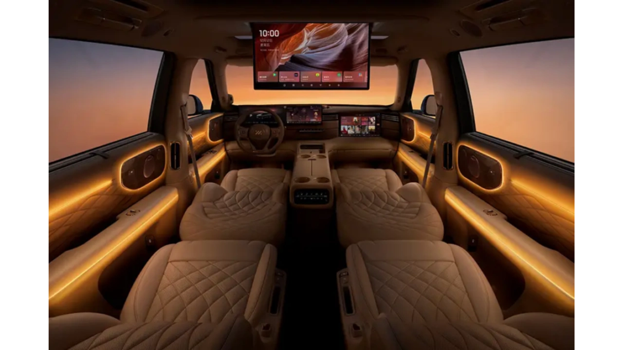 IM Motors LS9 EREV Interieur met 21,5-Inch Plafond Entertainment Display