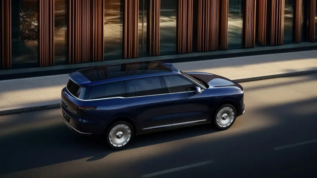 IM Motors LS9 EREV Luchtfoto Perspectief