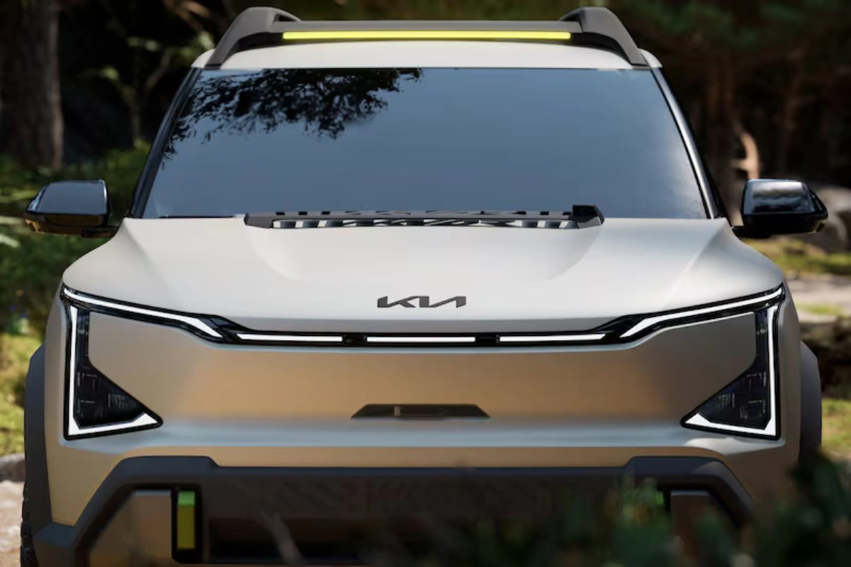 Kia EV5 Weekender Vooraanzicht met Digital Tiger Face Ontwerp