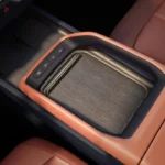 Kia Telluride 2027 Interieur Middenconsole Detail met Hout Accenten