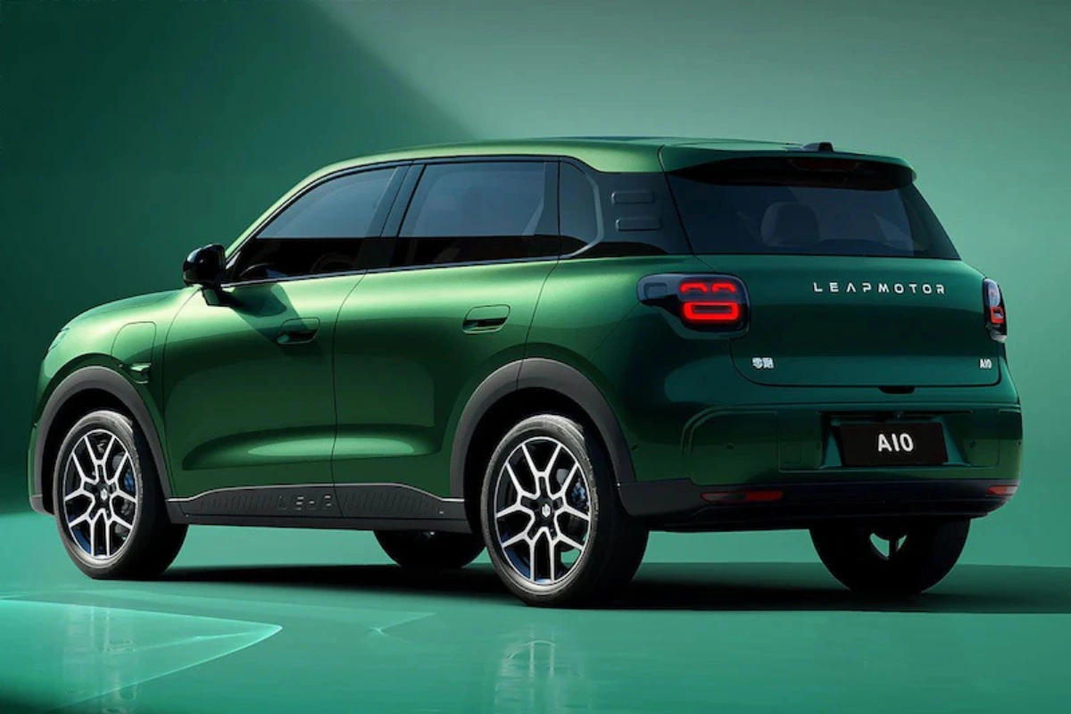 Leapmotor A10 B03X Achterdetail - Onderscheidend Glimlach LED Achterlichtontwerp op Budget Elektrische SUV