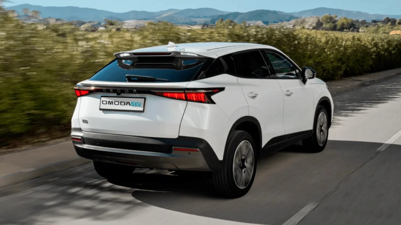 Omoda 5 EV Achterontwerp