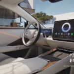 Toyota bZ7 Interieur Cockpit Wijdhoek Met HarmonyOS Display