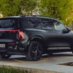 2025 Mercedes-Benz GLB Elektrisch Achterontwerp met LED-Lichtbalk