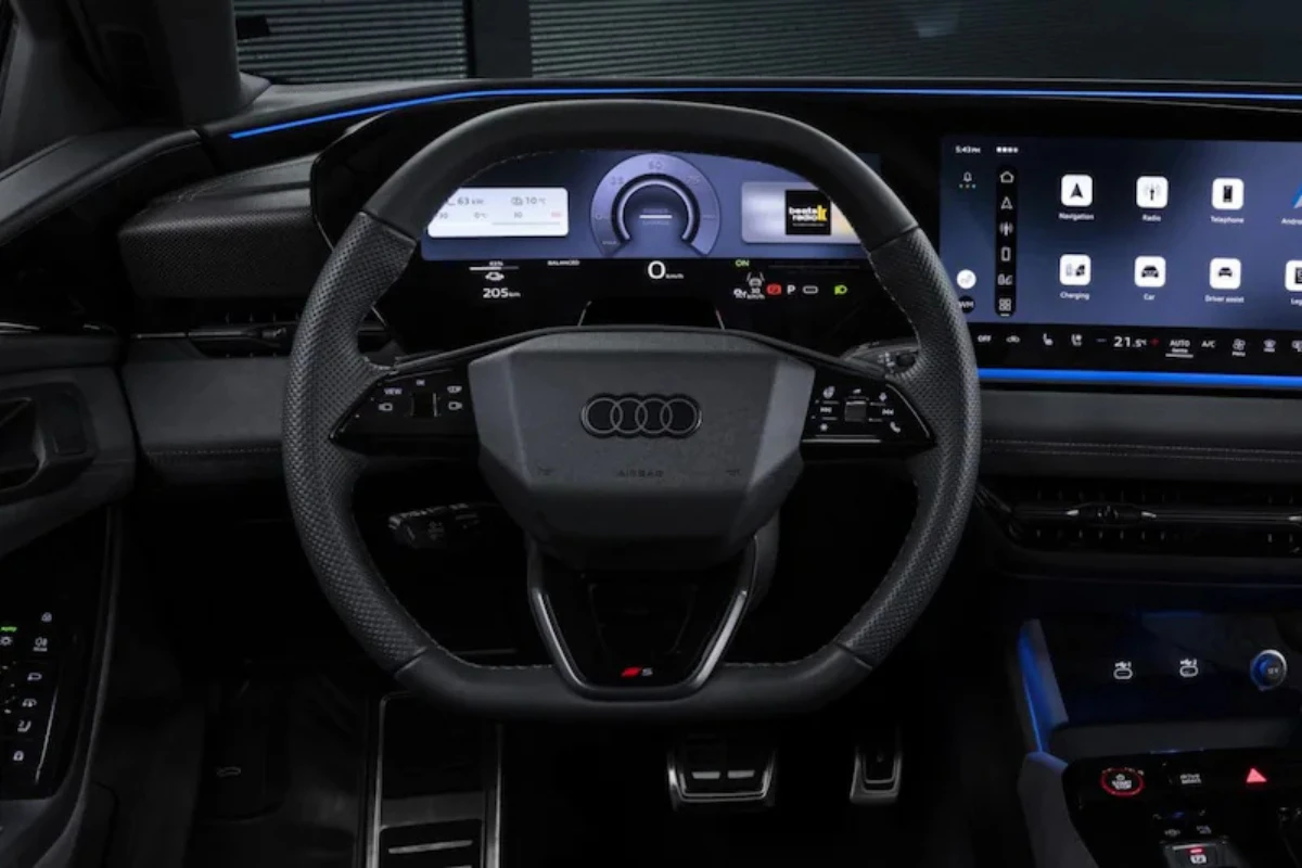 2026 Audi Q6 e-tron Stuurwiel - Vernieuwde Bediening en Digitaal Display