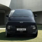 2026 Hyundai Staria Vooraanzicht met Doorlopende LED-Dagrijverlichting