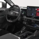2026 Toyota RAV4 GR Sport Interieur - Prestatie-Gethematiseerde Cabine