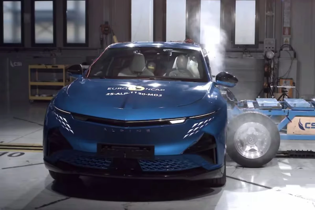 Alpine A390 Euro NCAP Zijdelingse Botsing Crashtest December 2025