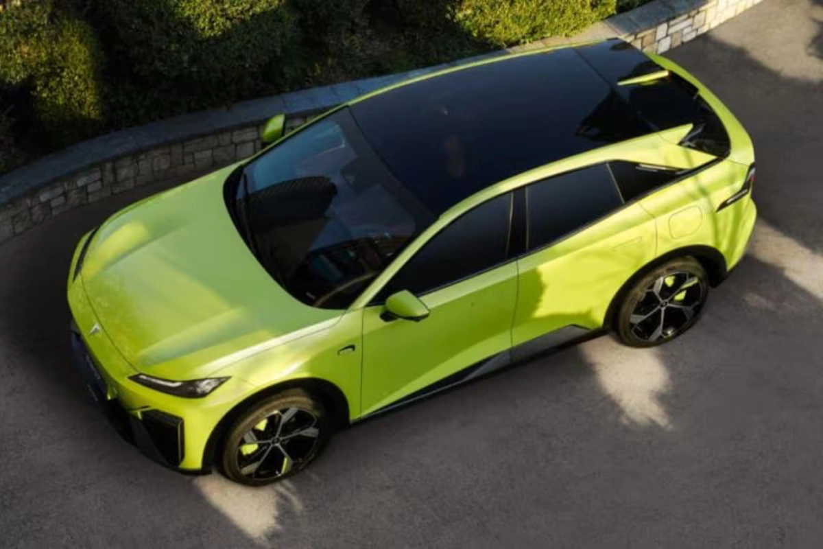 Changan Deepal S07 Luchtfoto met Panoramadak en Aerodynamisch Ontwerp