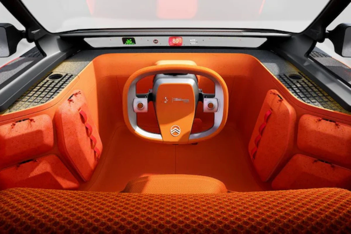 Citroën Elo Concept Centrale Bestuurderspositie Met Smartband Display Technologie