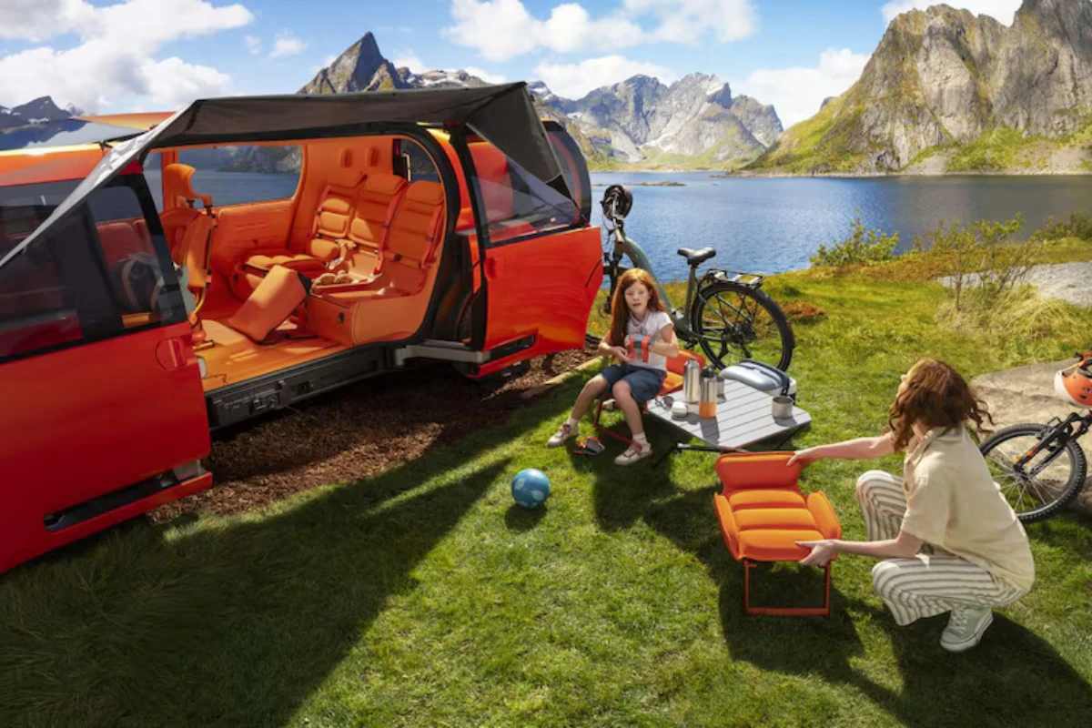 Citroën Elo Concept Interieur Met Kampeerconfiguratie En Uitklapbare Bedden