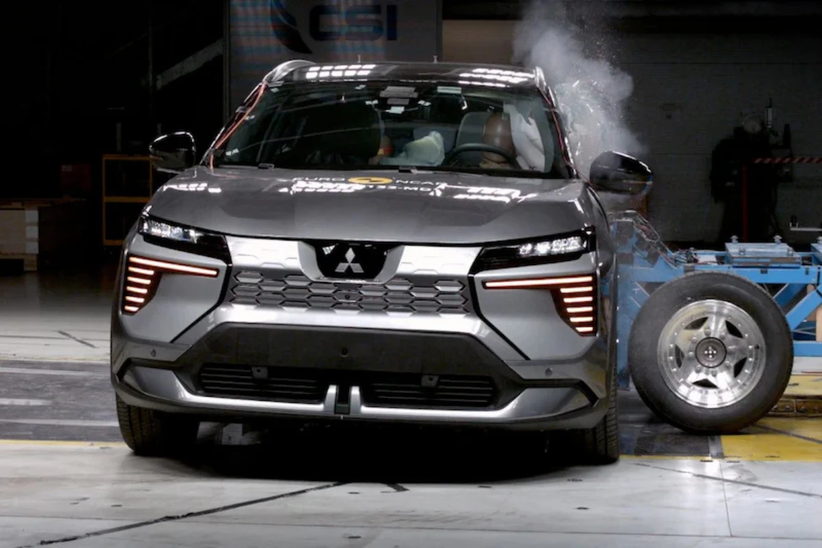 Mitsubishi Eclipse Cross Euro NCAP Zijdelingse Botsing 5 Sterren Rating 2025