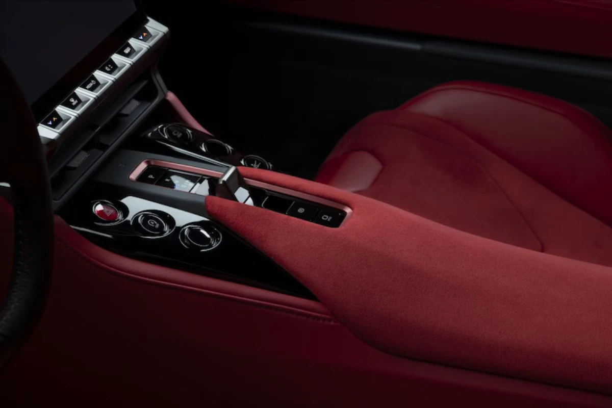 Toyota GR GT Middenconsole Bedieningselementen en Versnellingspook