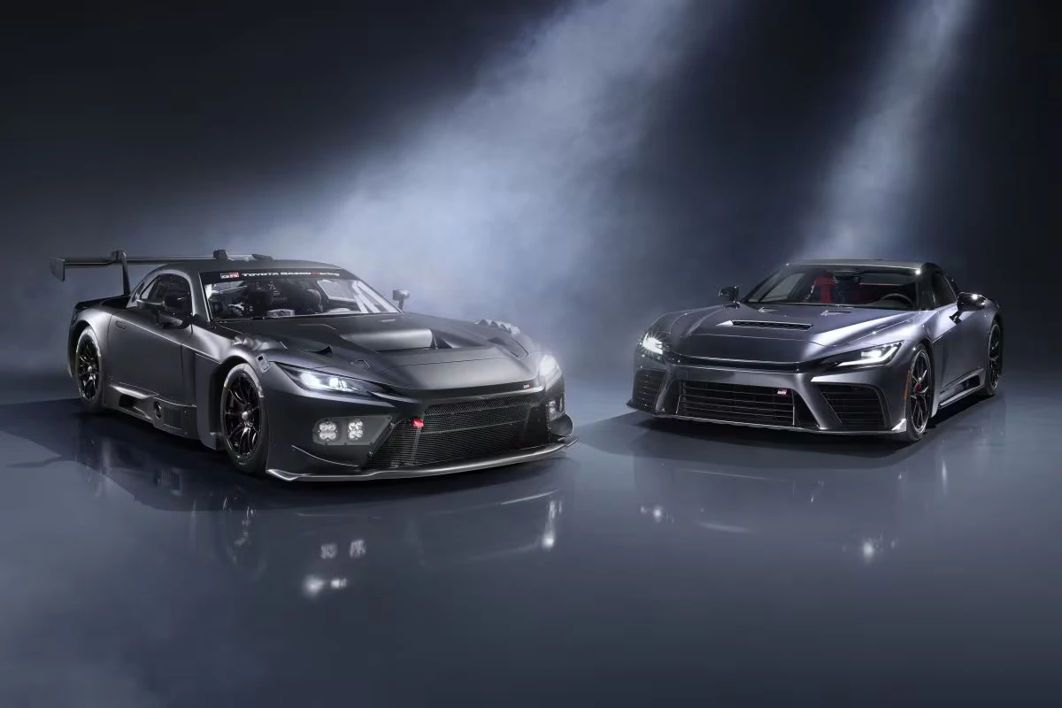 Toyota GR GT en GR GT3 Zij aan Zij Wereldpremière